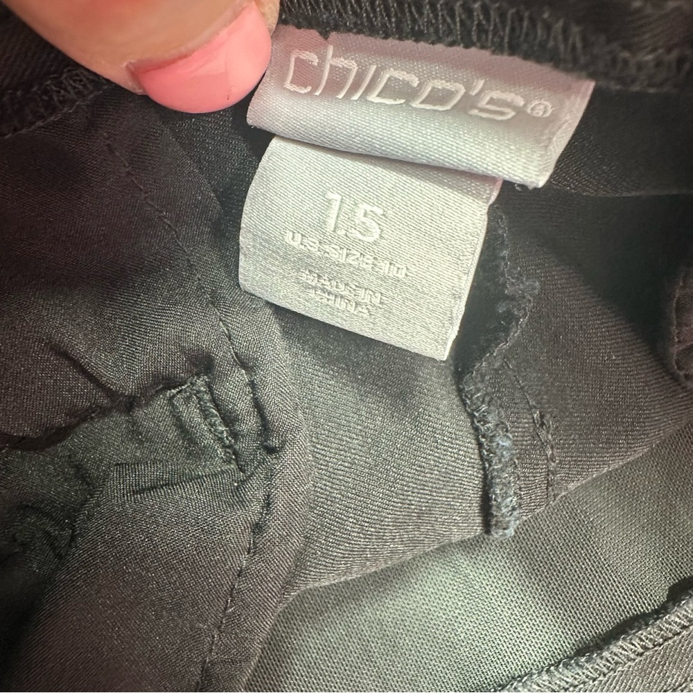 Chico's sz 1.5 womens 10 Black pants side zip stretch minimalist business cas - Picture 5 of 9